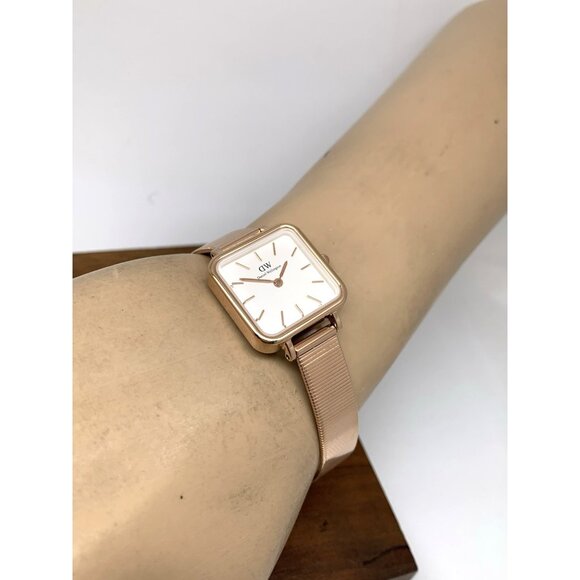 Daniel Wellington Women's Watch DW00100517 White Dial Rose Gold Mesh Strap 22mm - Picture 6 of 14